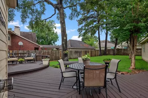 Exterior - 20030 Forest Dr, Spring, TX 77388 photo 6 of 12