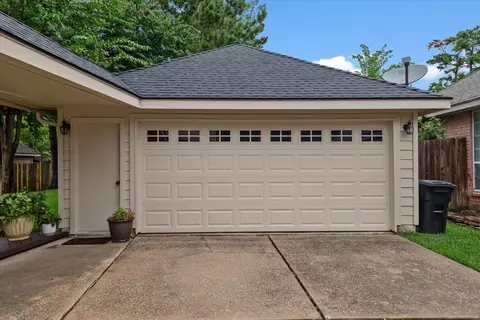 Exterior - 20030 Forest Dr, Spring, TX 77388 photo 4 of 12