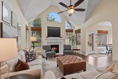 Living - 20030 Forest Dr, Spring, TX 77388 photo 2 of 3