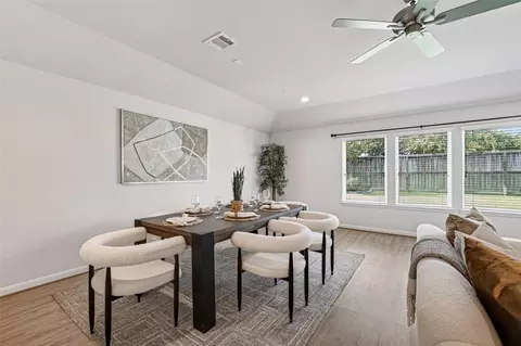 Dining - 2500 Hagerman Ct, Conroe, TX 77384 photo 2 of 4