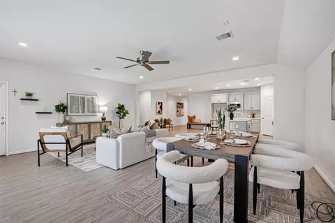 Dining - 2500 Hagerman Ct, Conroe, TX 77384 photo 4 of 4