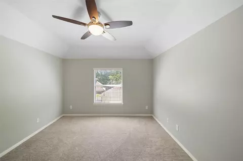 Bedroom - 2302 Legends Shore Dr, Spring, TX 77386 photo 6 of 6