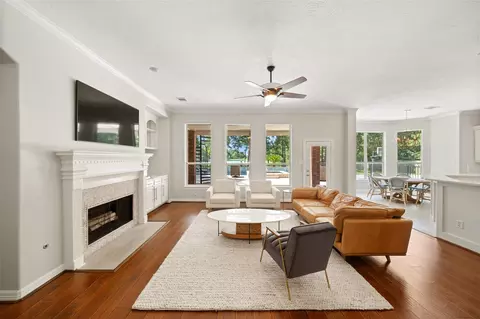 Living - 2302 Legends Shore Dr, Spring, TX 77386 photo 2 of 6