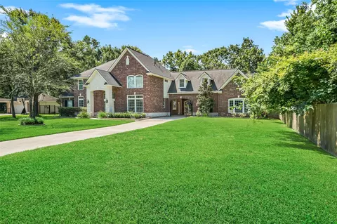 Exterior - 2302 Legends Shore Dr, Spring, TX 77386 photo 3 of 11