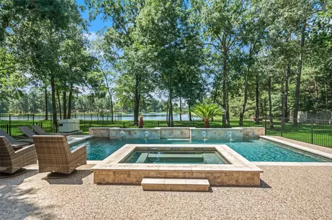 Exterior - 2302 Legends Shore Dr, Spring, TX 77386 photo 1 of 11