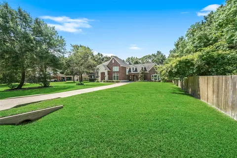 Exterior - 2302 Legends Shore Dr, Spring, TX 77386 photo 9 of 11