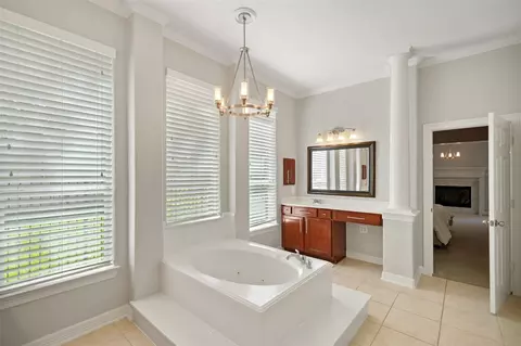 Bath - 2302 Legends Shore Dr, Spring, TX 77386 photo 1 of 6