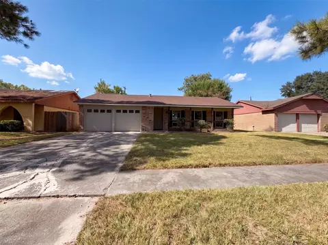 9418 Beverlyhill St, Houston, TX 77063