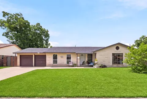 9711 Ebb St, Houston, TX 77089