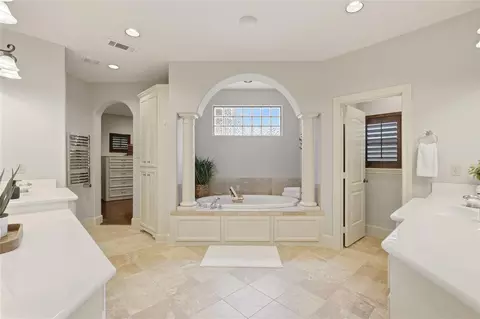 Bath - 8111 Hideaway Lake Cir, Spring, TX 77389 photo 1 of 7