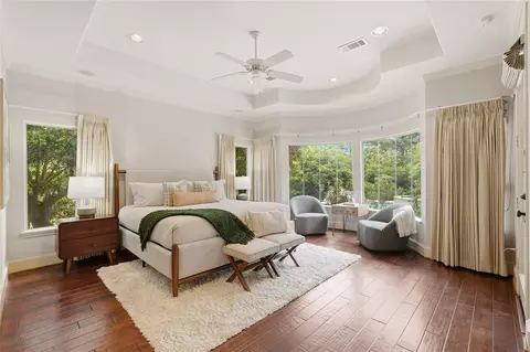 Bedroom - 8111 Hideaway Lake Cir, Spring, TX 77389 photo 1 of 7
