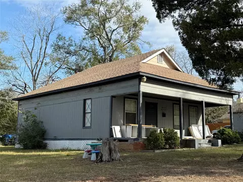 412 Waco St, Conroe, TX 77301