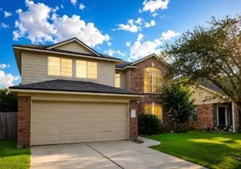 31723 Royal Woods Ct, Conroe, TX 77385