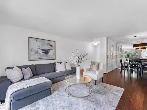 7575 Katy Fwy #98, Houston, TX 77024