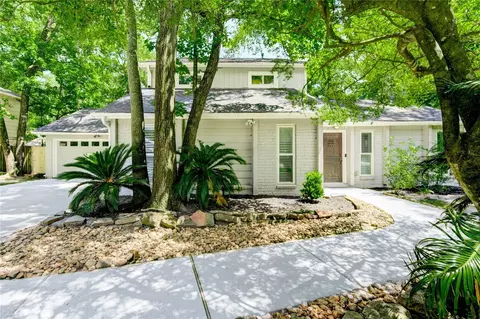 1904 Nursery Rd, The Woodlands, TX 77380