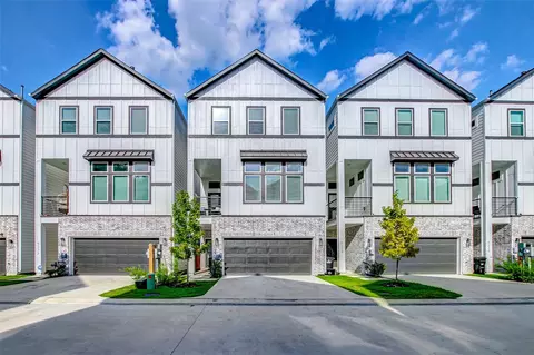 5330 Donovan Gardens Ln, Houston, TX 77091