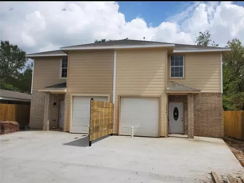 13310 Robertcrest St #B, Houston, TX 77039