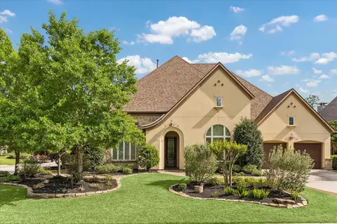 3 Tiburon Ct, Spring, TX 77389