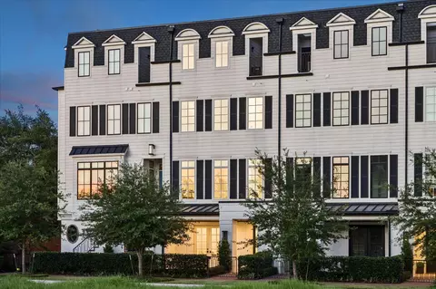 20 Crain Square Blvd, Houston, TX 77025
