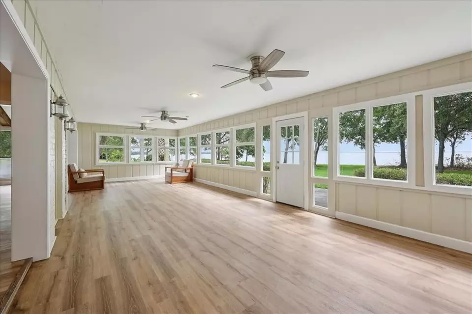 Exterior - 3533 Fm 563, Anahuac, TX 77514 photo 6 of 8