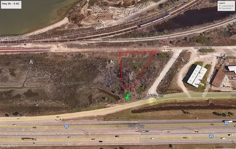 8510 Old Cswy Rd, Galveston, TX 77554