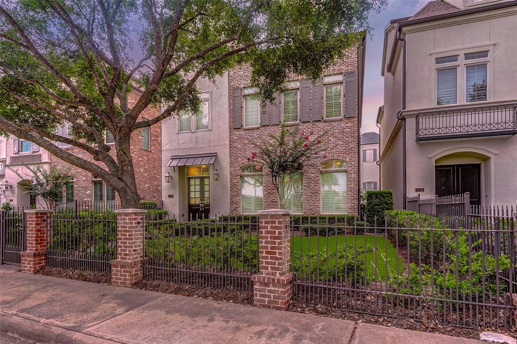 1114 Lake Pointe Pkwy  