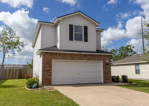 9515 Amberjack Dr, Texas City, TX 77591