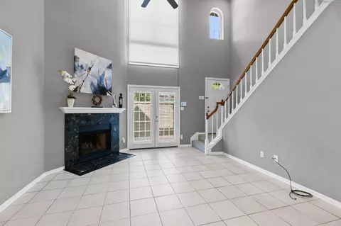 2212 Hopkins St #2212, Houston, TX 77006