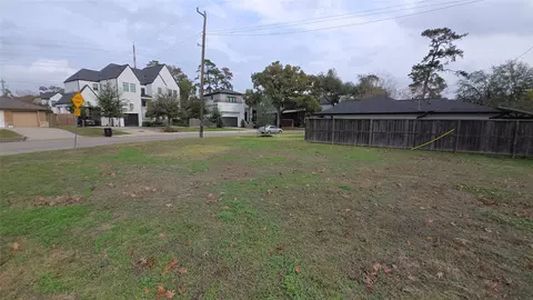 1134 Wynnwood Ln, Houston, TX 77008