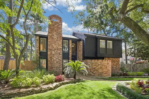 8122 Waynemer Way, Houston, TX 77040