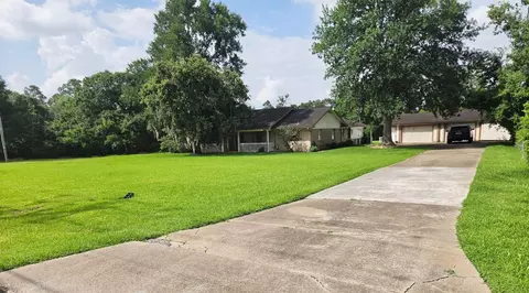 503 Greenbriar Ave, Friendswood, TX 77546