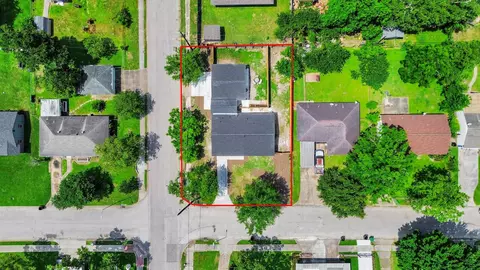 5903 Belneath St, Houston, TX 77033