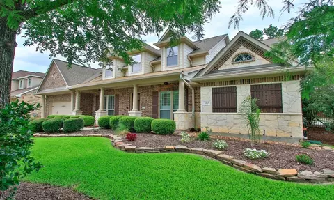 110 E Tupelo Green Cir, Spring, TX 77389 photo 1