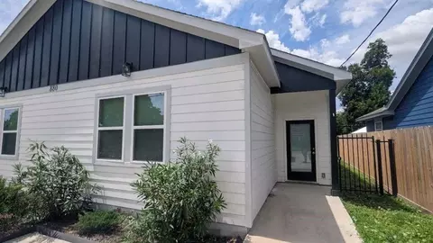 880 Prosper St, Houston, TX 77088