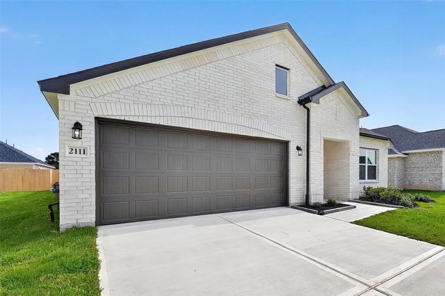 1057 Sunflower Terrace Dr, Magnolia, TX 77355