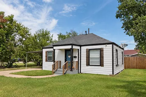 Exterior - 903 Willow St, Pasadena, TX 77506 photo 2 of 3