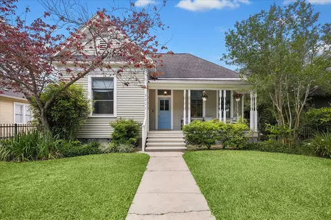 2211 Harvard St, Houston, TX 77008