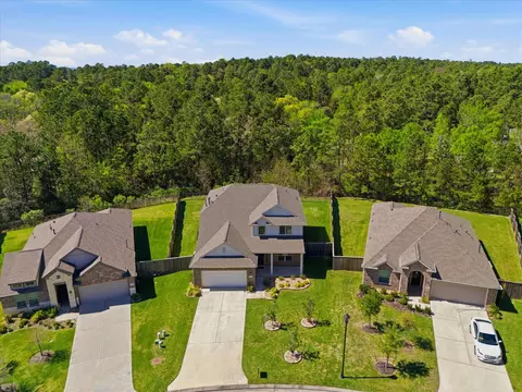 6048 Heritage Creek Ln, Conroe, TX 77304