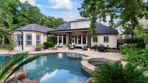 Exterior - 2 Winsome Path Cir, Spring, TX 77382 photo 7 of 9
