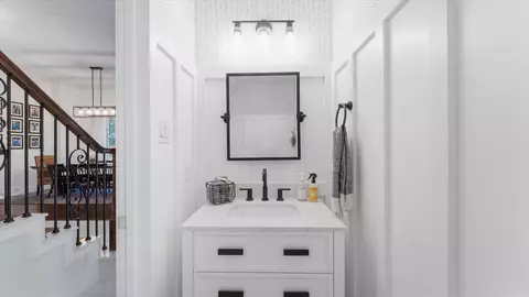 Bath - 2 Winsome Path Cir, Spring, TX 77382 photo 6 of 6