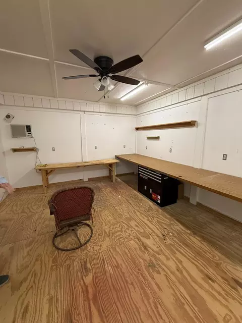 188 N Dogwood St, Trinity, TX 75862 photo 5