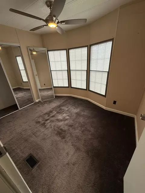 188 N Dogwood St, Trinity, TX 75862 photo 2
