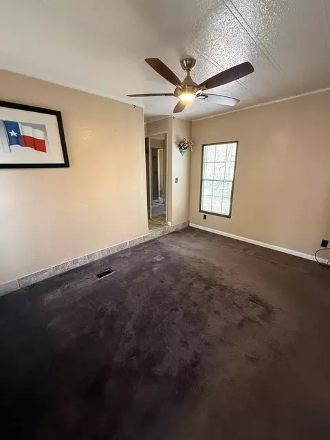 188 N Dogwood St, Trinity, TX 75862 photo 6