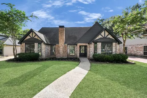 15326 Gettysburg Dr, Tomball, TX 77377