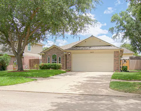 16123 Canaridge Dr, Houston, TX 77053