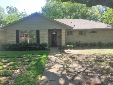 8719 Manhattan Dr, Houston, TX 77096