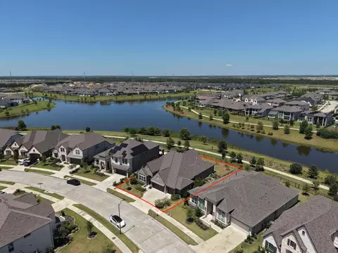 21330 Blue Wood Aster Ct, Cypress, TX 77433