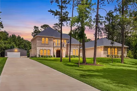 15736 Republic Ranch Rd N, Willis, TX 77378