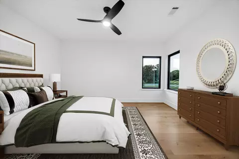 Bedroom - 133 Drake Ln, Round Top, TX 78954 photo 6 of 9