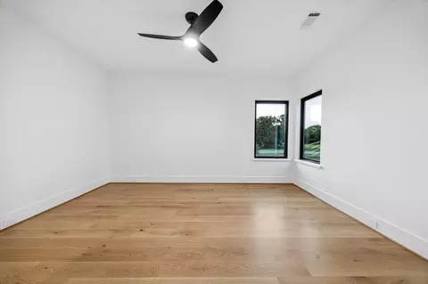 Bedroom - 133 Drake Ln, Round Top, TX 78954 photo 7 of 9
